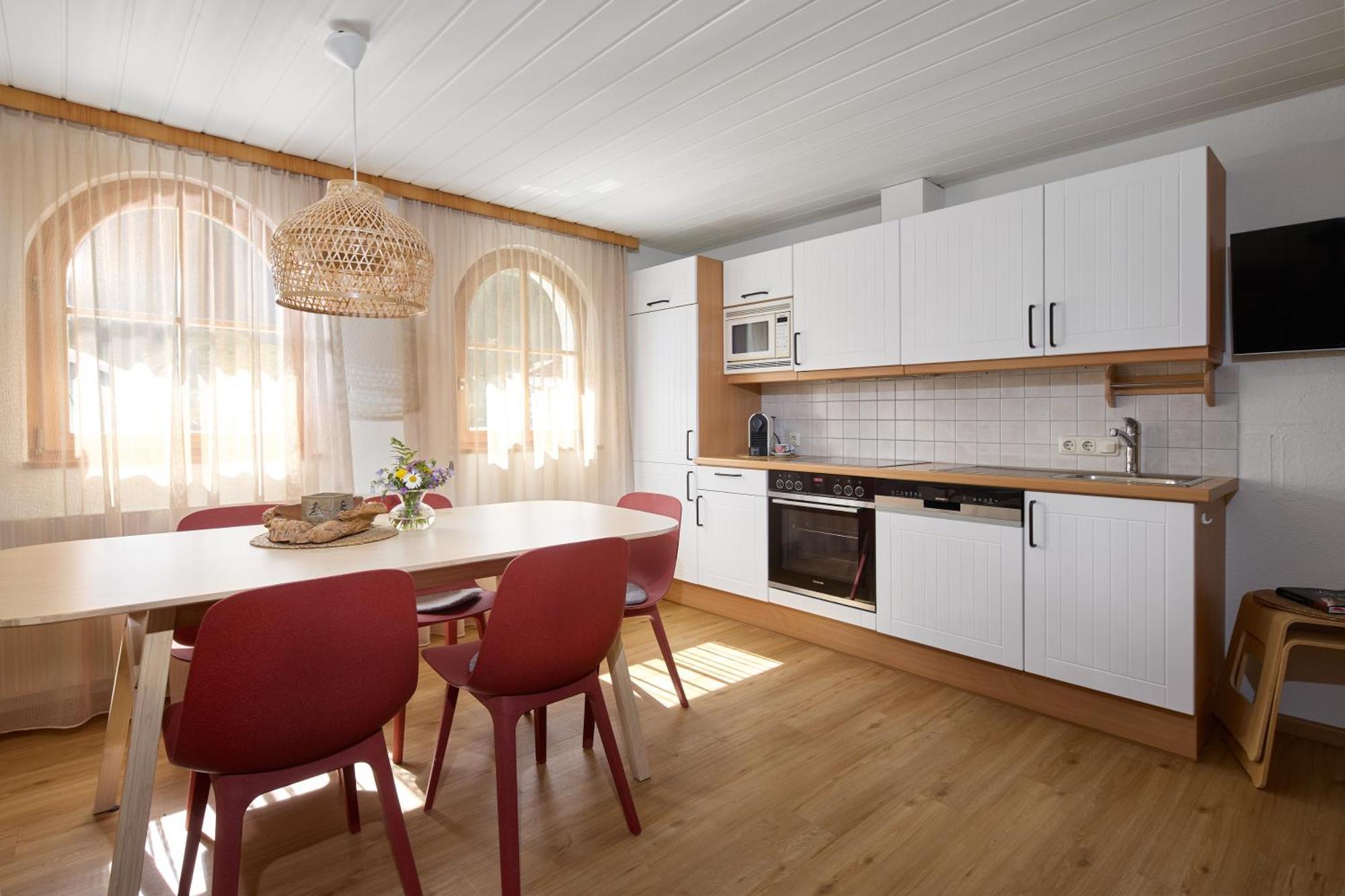 Haus Altana Apartment Гарделен Екстериор снимка
