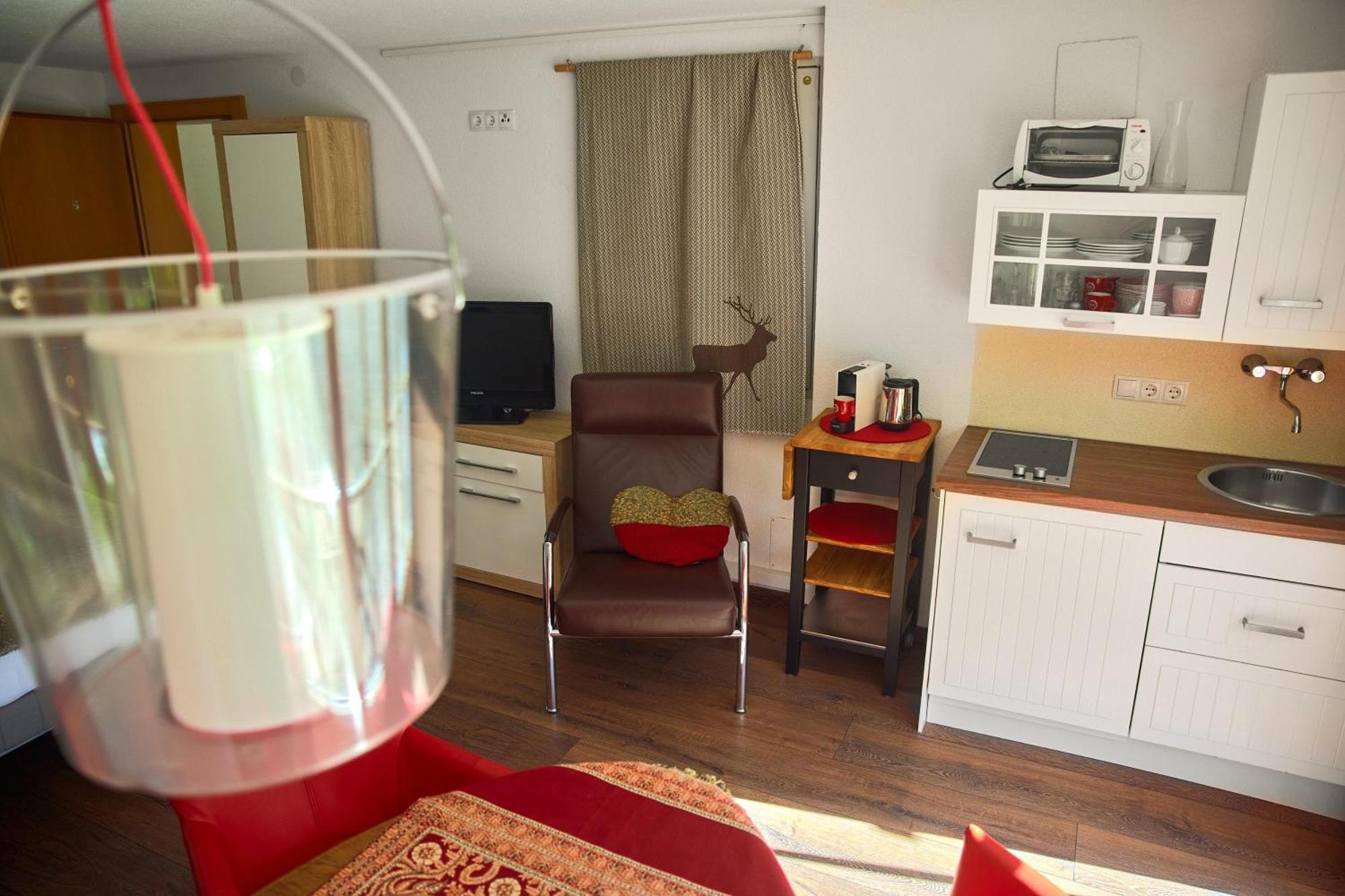 Haus Altana Apartment Гарделен Екстериор снимка